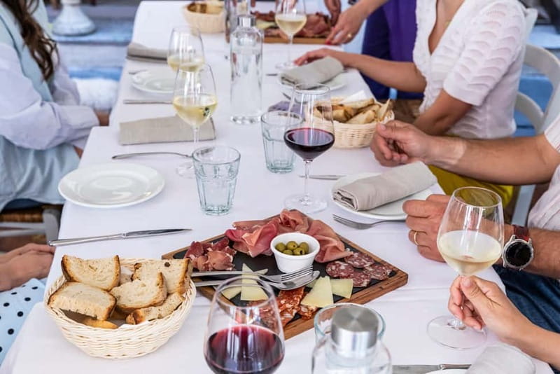 Rome: Taste of Testaccio Food & Market Tour - Who should book this Testaccio tour?