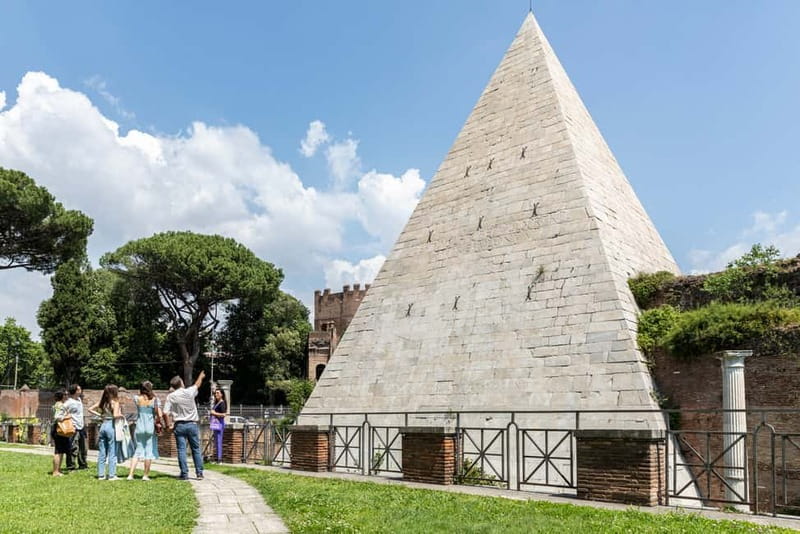 Rome: Taste of Testaccio Food & Market Tour - Start with coffee and a family bakery