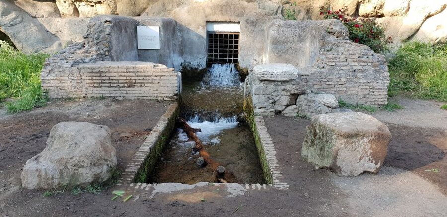 Rome: The Ancient Aqueducts of Rome Guided Tour - What the guide adds to the walk