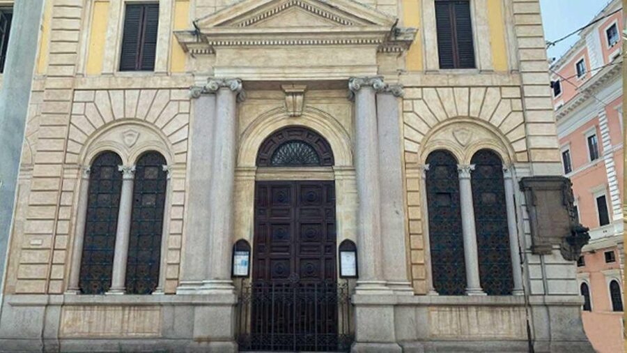 Rome: The Four Seasons by Vivaldi - Chiesa Evangelica Metodista: the church setting