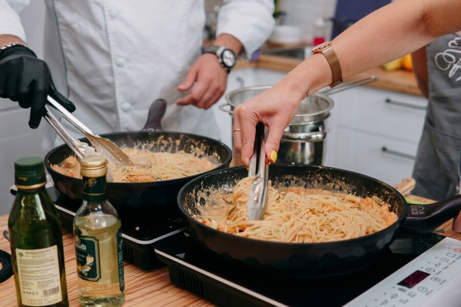 Rome: The Vatican Market Experience Tasting and Class - Cooking carbonara with ingredients from the market