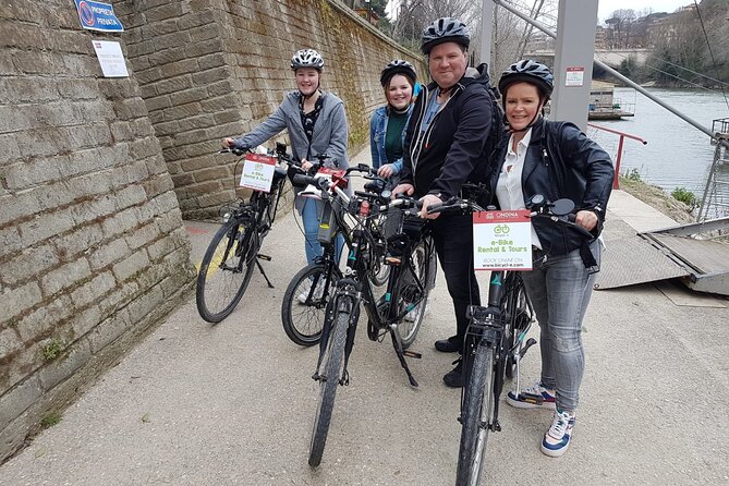 Rome Tiber cycle path: Electric & Muscle Rental Bike - What the price really buys you