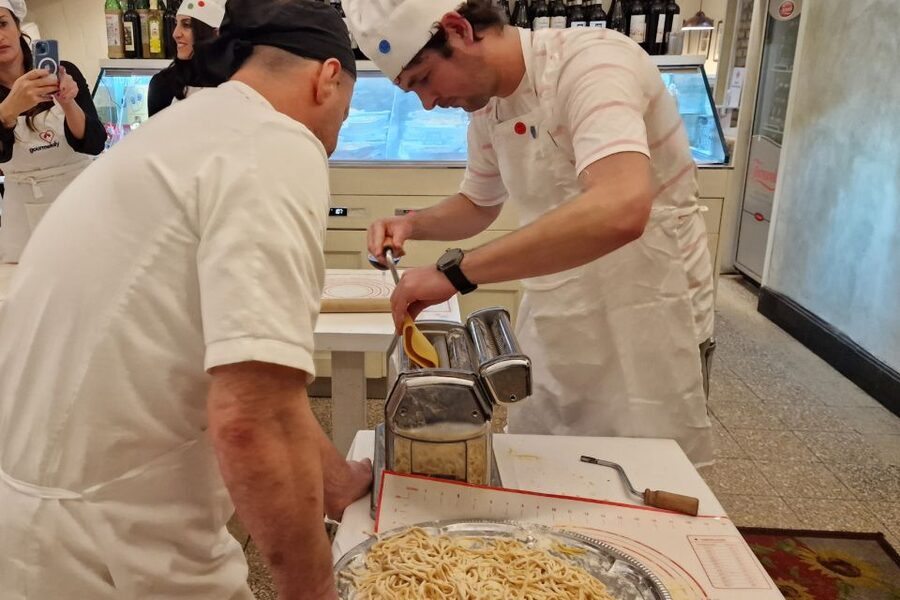 Rome: Traditional Cooking Class in the Jewish Ghetto - A good fit for families and mixed-interest groups