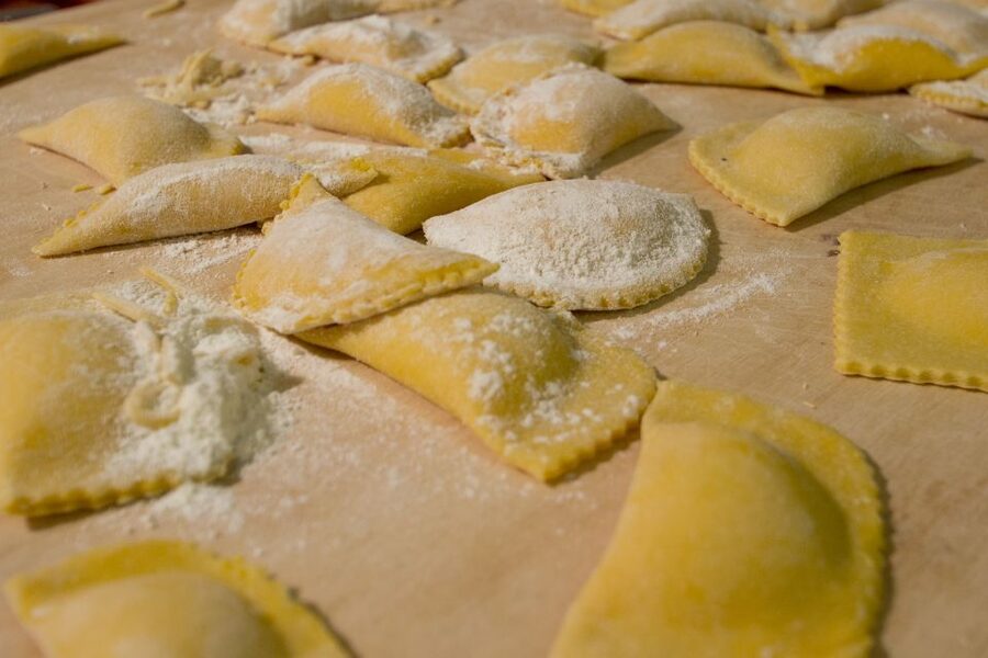 Rome: Traditional Pasta Making Class with Wine & Gelato - Should you book the Trastevere pasta class?