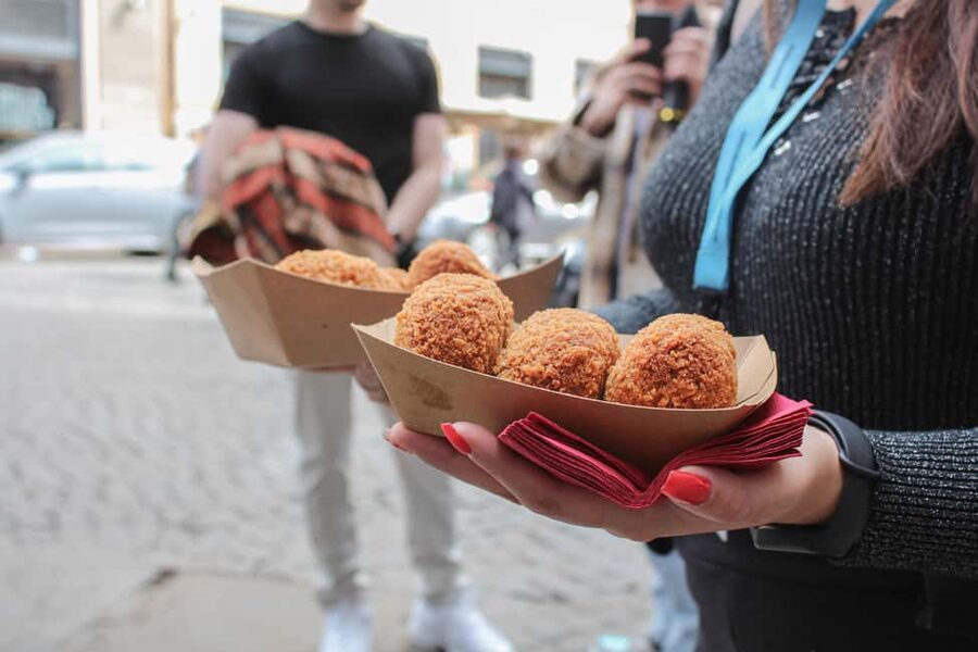 Rome: Trastevere and Campo de Fiori Food Tour - Food restrictions and what to tell the operator