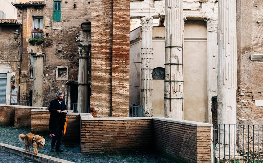 Rome: Trastevere and Jewish Ghetto Highlights Tour - Largo di Torre Argentina and Rome’s earliest layers