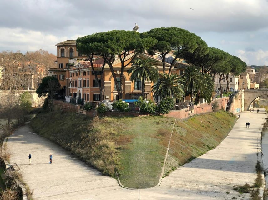 Rome: Trastevere and Jewish Ghetto Highlights Tour - The Theater of Marcellus and Rome’s changing city