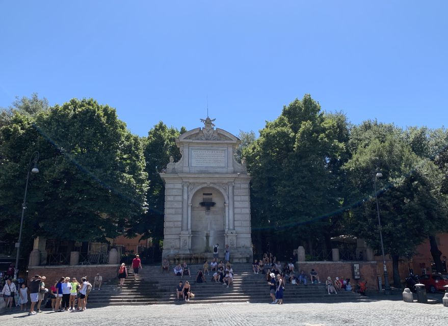 Rome: Trastevere and Roman Ghetto Guided Walking Tour - Piazza Trilussa and the city’s street-level character