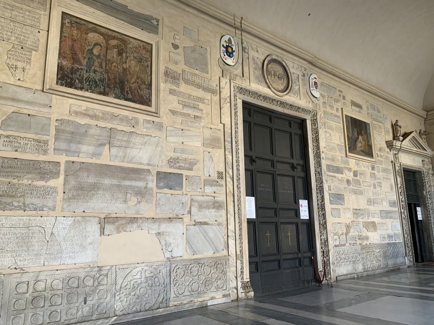 Rome: Trastevere and Roman Ghetto Guided Walking Tour - Guide quality and group size
