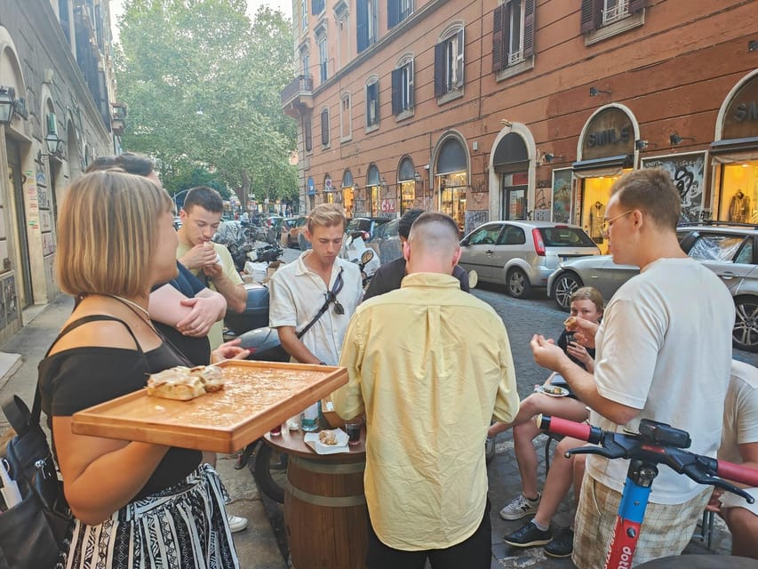 Rome: Trastevere & Campo de Fiori Street Food Walking Tour - Santa Maria in Trastevere and Roman pizza