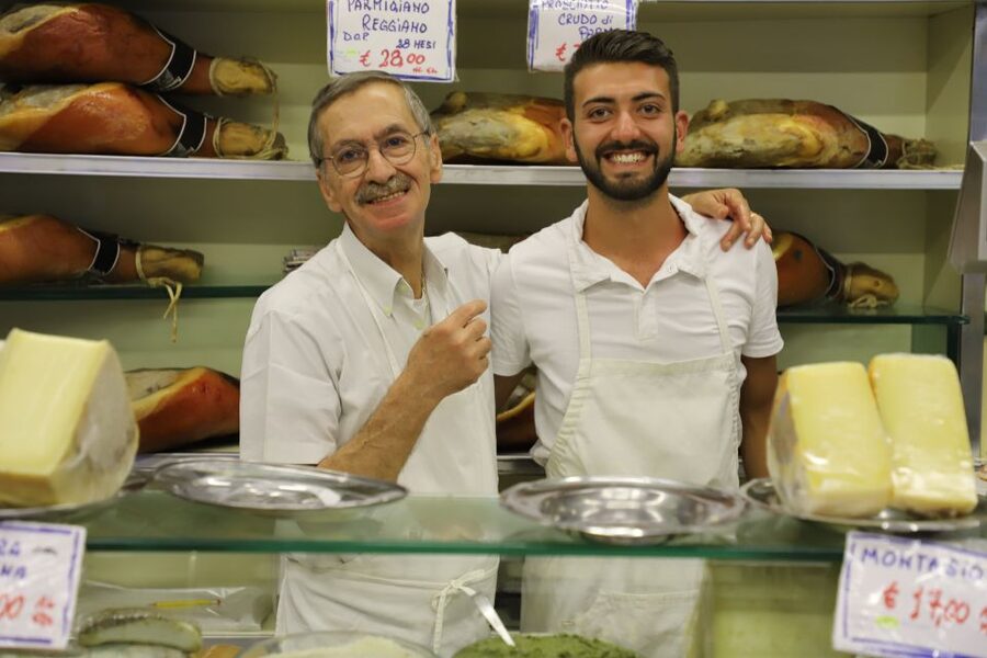 Rome: Trastevere Food and Wine Tasting Tour - Key points at a glance