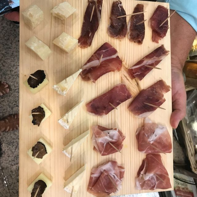 Rome: Trastevere Guided Food and Wine Tour with 20+ Tastings - Fresh pasta and pizza from Trastevere’s oldest wood-fired oven