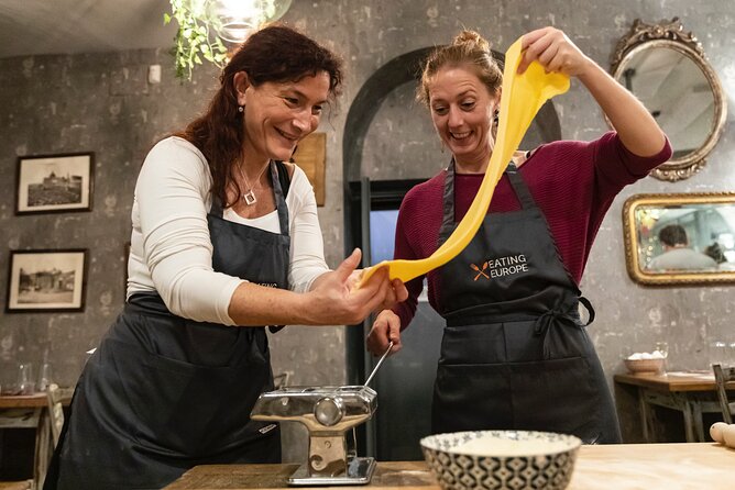 Rome Trastevere Pasta Making Class with Eating Europe - Making fettuccine and ravioli at Rione XIII