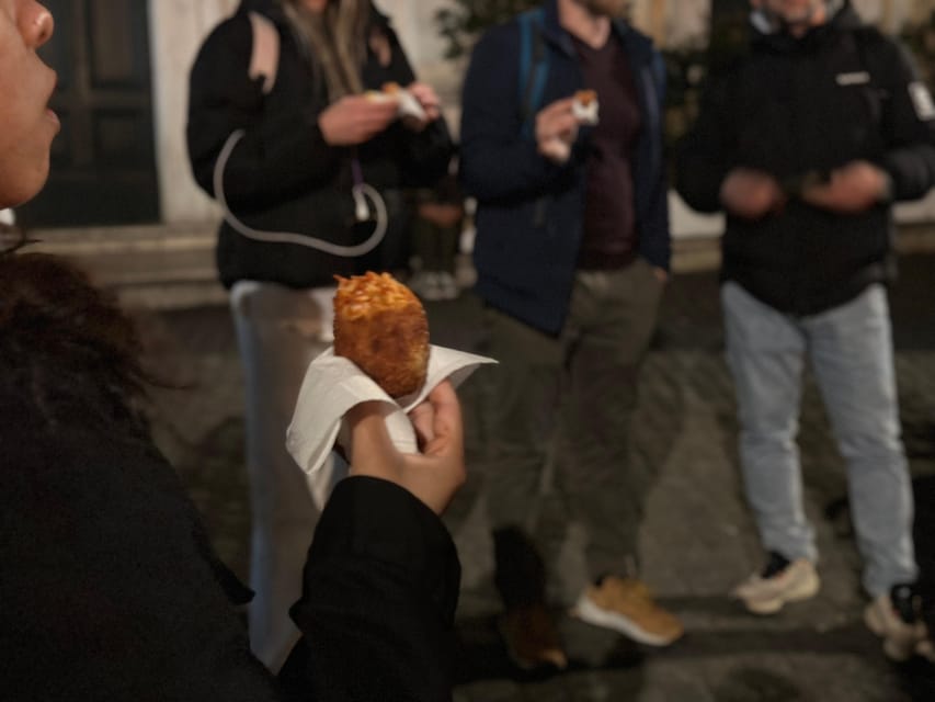 Rome: Trastevere & Tiber Island Street Food Tour at Sunset - Key points to know before booking