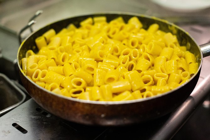 Rome Trastevere Walking Food Tour - Finding your Roman pizza preference