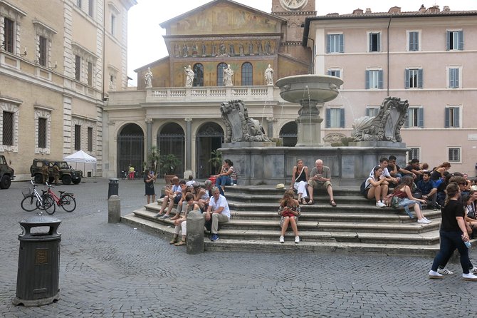 Rome Trastevere Walking Food Tour - Evening atmosphere and timing
