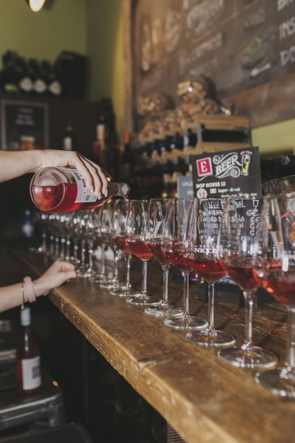 Rome: Trastevere Wine Tasting with Food Pairing and Gelato - The wine and food pairing, one bite at a time