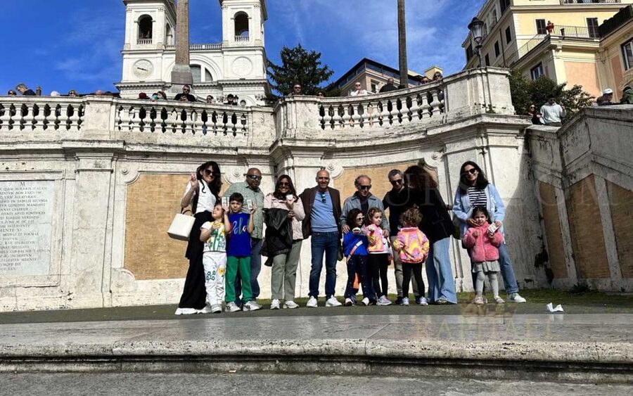 Rome: Treasure Hunt for Kids and Families Trevi and Pantheon - Starting at Piazza Mignanelli and the Spanish Steps