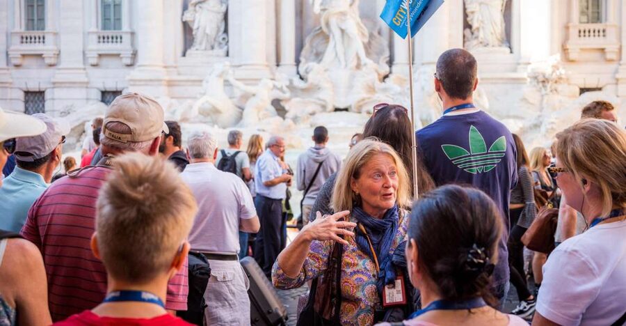 Rome: Trevi Fountain, Spanish Steps & Pantheon Walking Tour - A Roman walk built around piazzas