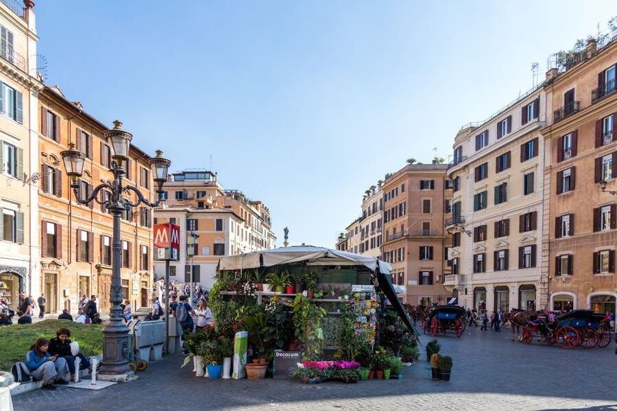 Rome: Trevi Fountain, Spanish Steps & Pantheon Walking Tour - Timing, clothing, and walking demands