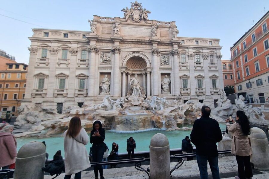 Rome: Trevi Fountain Underground Guided and Walk City Tour - Trevi Fountain, coins, and the city above the ruins