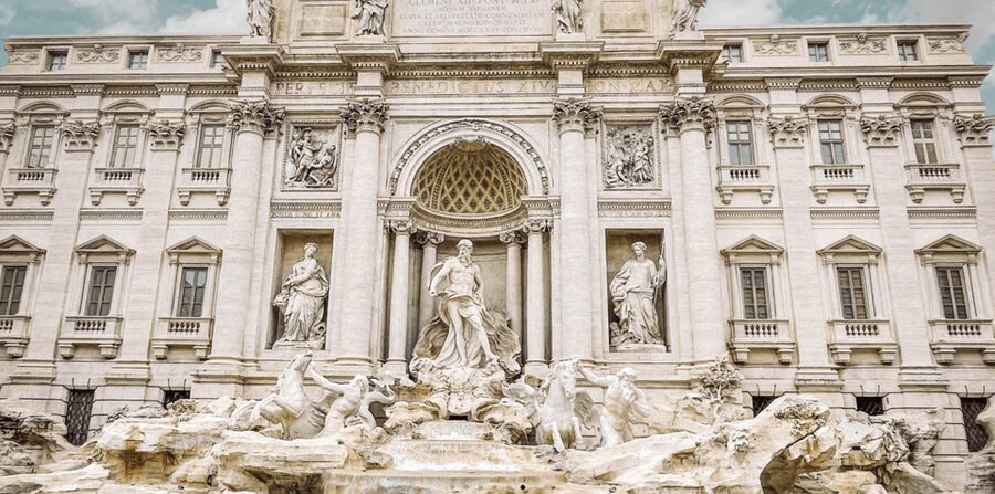 Rome: Trevi Fountain Underground Small Group Tour - Walking through Vicus Caprarius