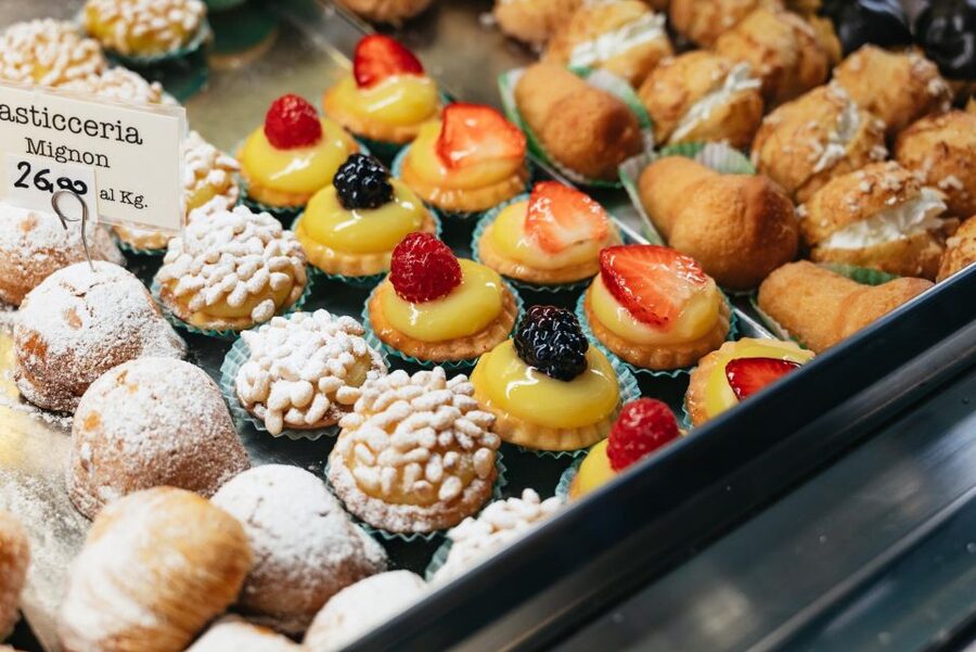 Rome: Trionfale and Prati Food and Wine Tasting Tour - Who should book this tour?