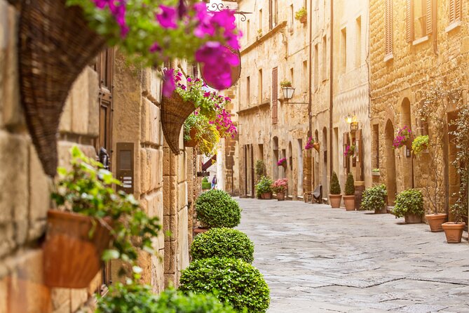 Rome: Tuscany & Montepulciano Day Trip with Lunch & Wine Tasting - A long but easy way to reach Tuscany from Rome
