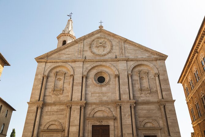 Rome: Tuscany & Montepulciano Day Trip with Lunch & Wine Tasting - The Tuscan farm lunch: good value, mixed expectations