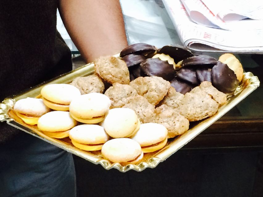 Rome: Twilight Trastevere Food Tour with Wine Tasting - Key points to know before booking