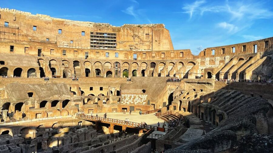 Rome: Ultimate Colosseum, Roman Forum & Palatine Hill Tour - Starting beside Angelino ai Fori