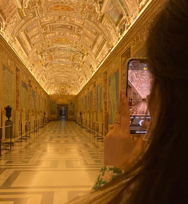 Rome: Ultimate Vatican Experience With Tickets and Breakfast - What this Vatican package really includes