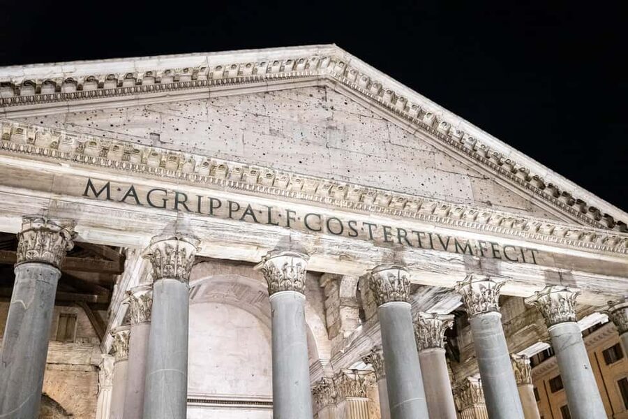 Rome: Under the Moonlight Evening Walking Tour - Sant’Ignazio reveals a quieter side of Rome