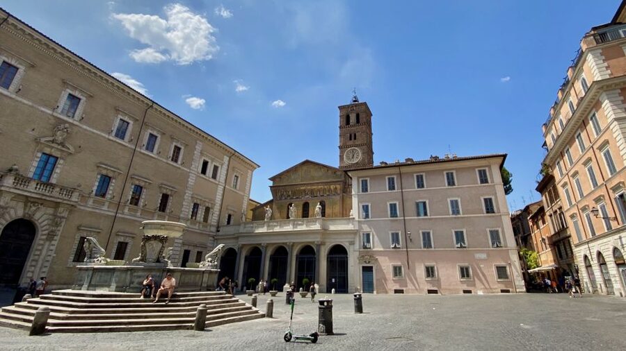 Rome: Underground Trastevere Guided Walking Tour - Should you book it?