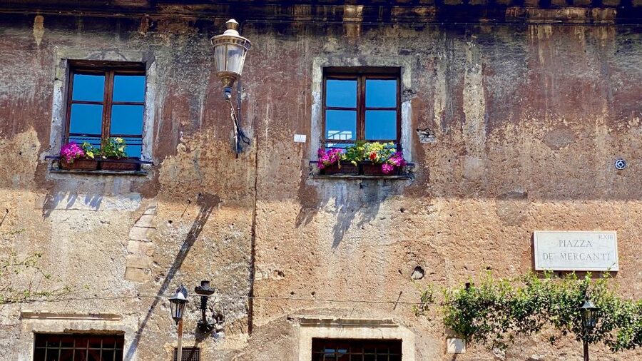 Rome: Underground Trastevere Guided Walking Tour - Who should choose this Trastevere walk