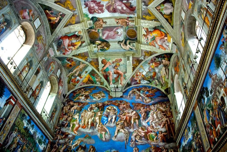 Rome: Vatican Museum and Sistine Chapel Private Tour - Meeting your guide at the Vatican gates