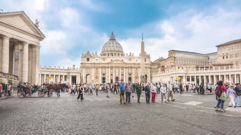Rome: Vatican Museum Tour and Colosseum Experience - Entering the Colosseum without a guide