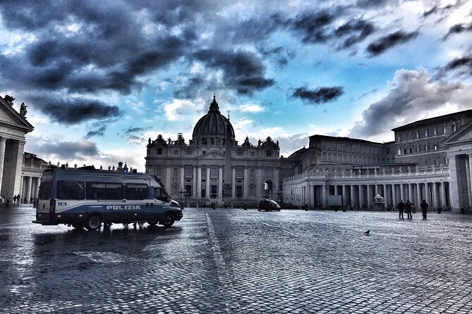 Rome: Vatican Museums and Sistine Chapel Private Tour - Meeting at Caffe Vaticano