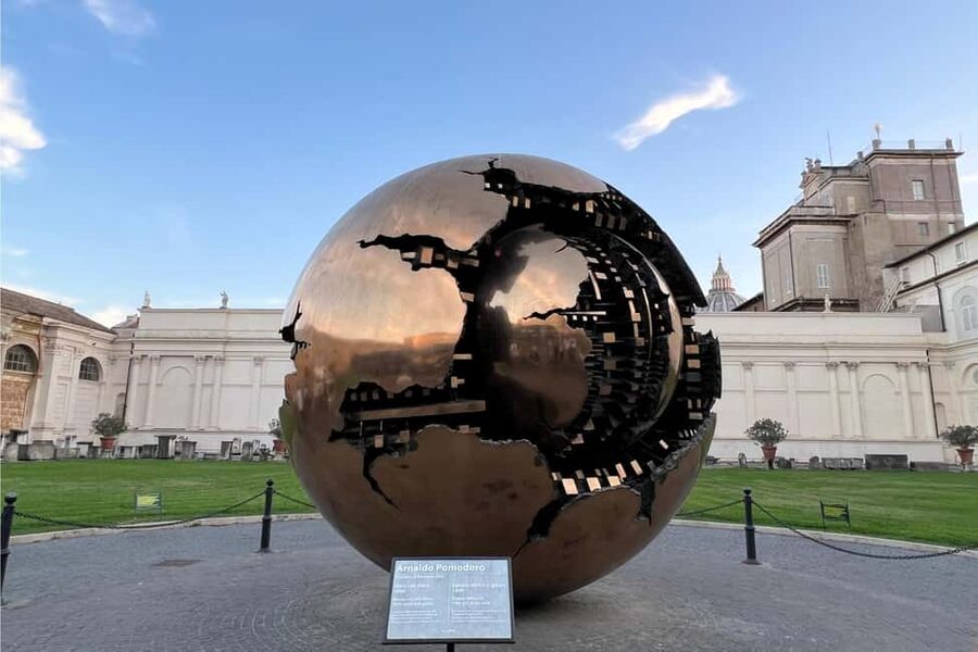 Rome: Vatican Museums, Sistine Chapel and St. Peter's Tour - Crowds, headsets and the physical effort