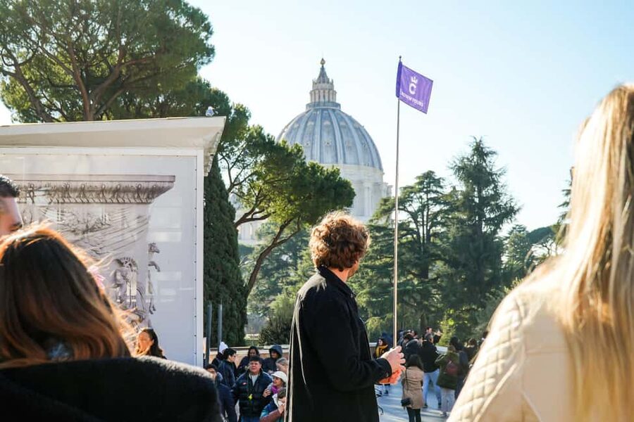 Rome: Vatican Museums, Sistine Chapel & Basilica Tour - Cortile del Belvedere: your first glimpse of the Vatican collection