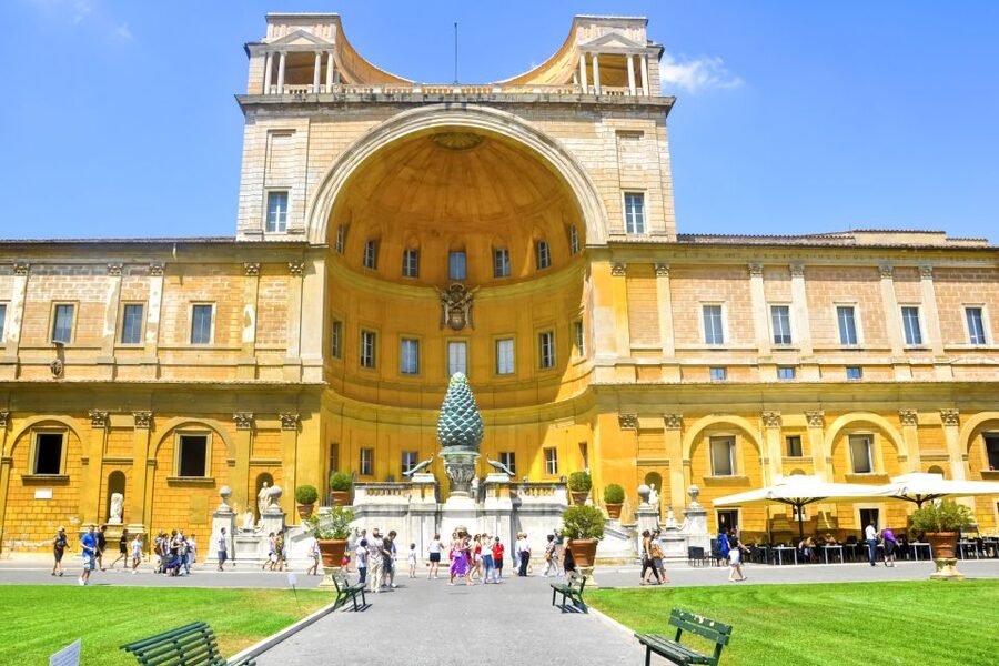 Rome: Vatican Museums & Sistine Chapel Guided Tour - What the guides add to the visit