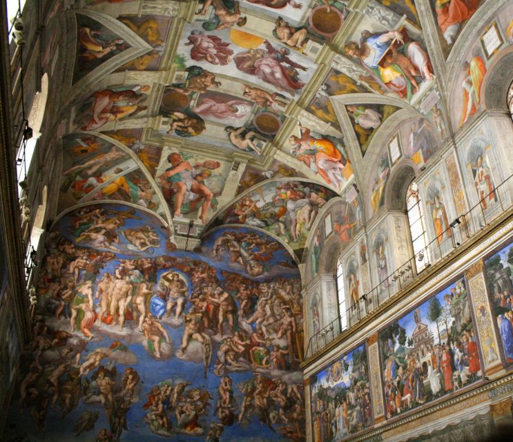 Rome: Vatican Museums & Sistine Chapel Private Evening Tour - Pinecone Courtyard and the first ancient sculptures