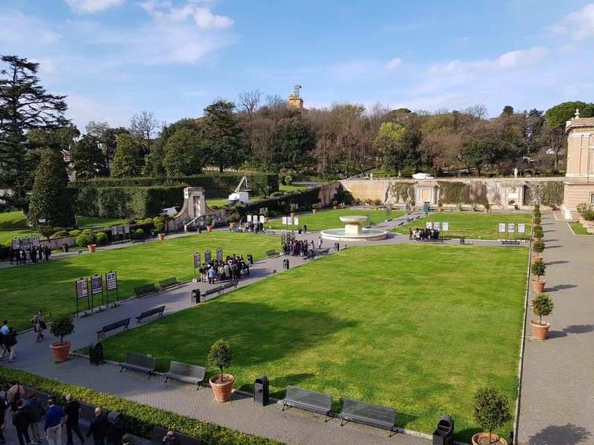 Rome: Vatican Museums & Sistine Chapel Skip-the-line Ticket - Why the separate entrance matters at the Vatican