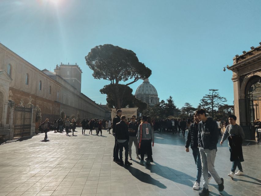 Rome: Vatican Museums & Sistine Chapel Skip-the-Line Tour - Why a guide helps inside the Vatican Museums