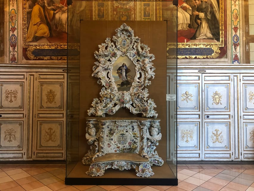 Rome: Vatican Museums & Sistine Chapel Ticket with Host - Who should book this experience?