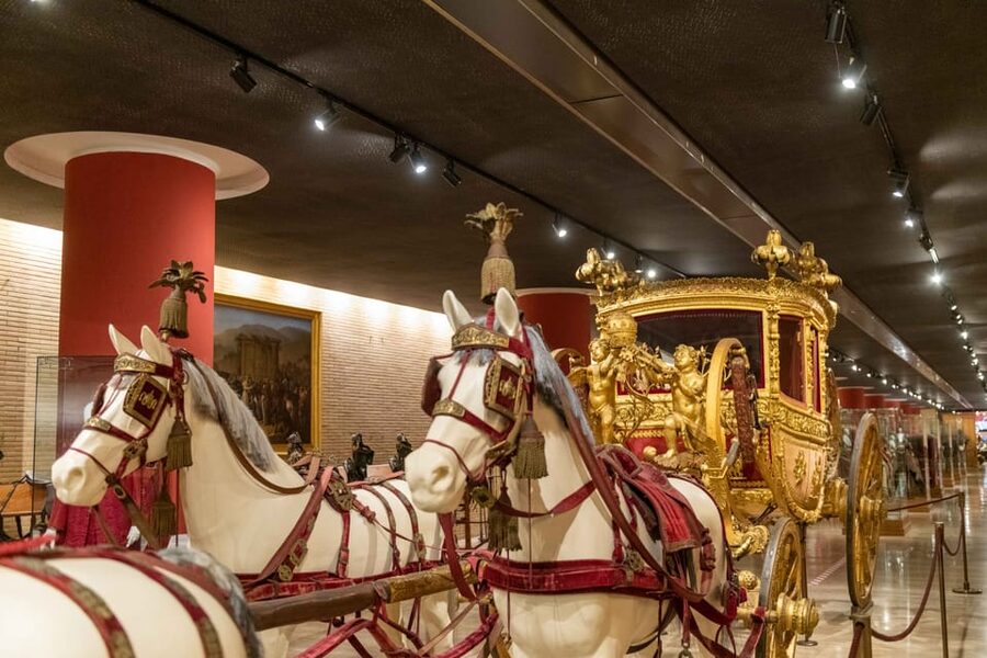 Rome: Vatican Museums & Sistine Chapel Ticket with Host - Raphael’s Rooms and the great Renaissance paintings