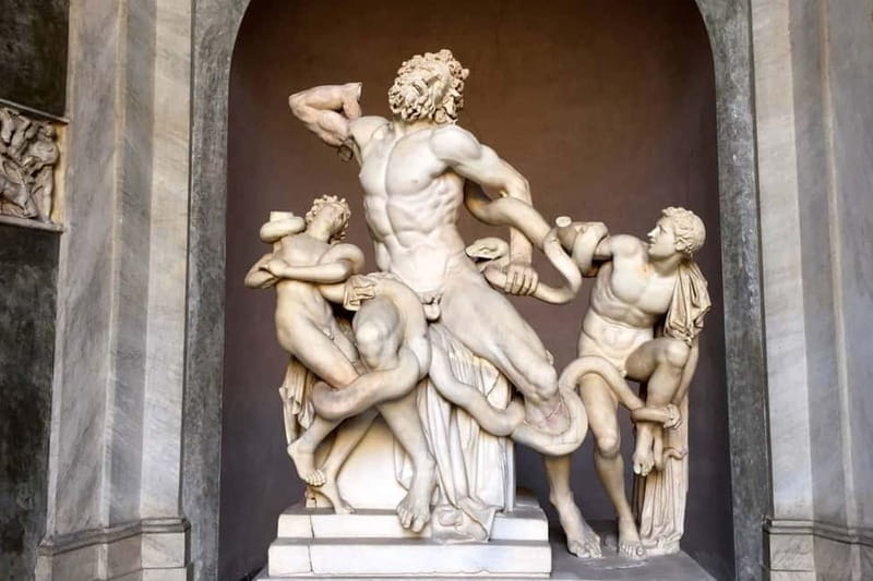 Rome: Vatican, Sistine Chapel & St. Peter's Basilica Tour - Vatican Museums: the route is about choosing well