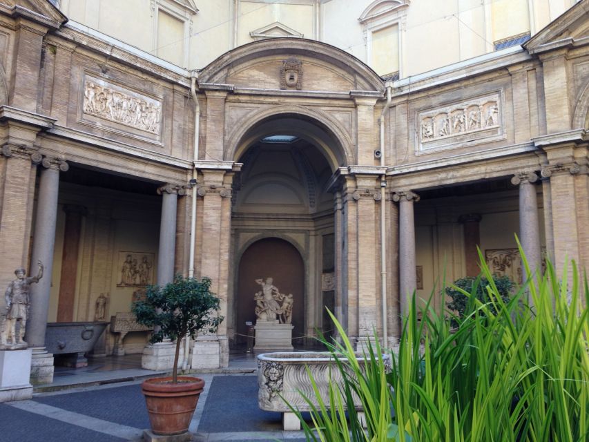 Rome: Vatican, Sistine & St. Peter's Fast Track Private Tour - Practical details that affect your visit