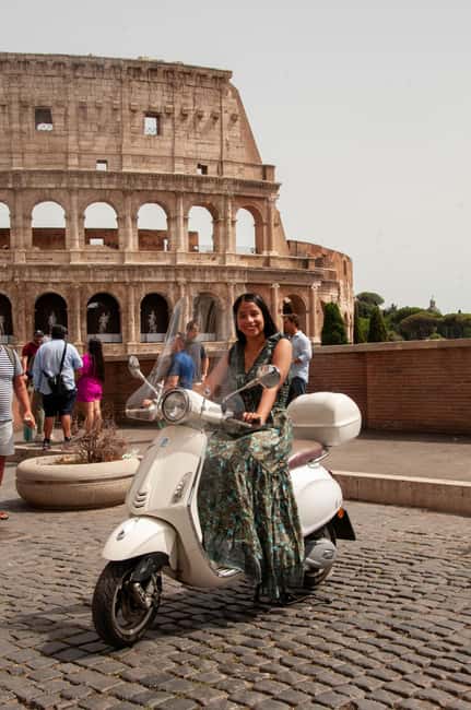 Rome Vespa: City Highlights Sightseeing Tour by Vespa - Passing Castel Sant’Angelo before Piazza Navona