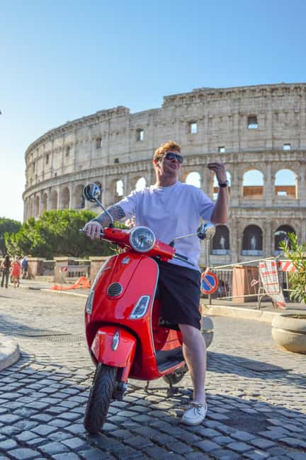 Rome: Vespa scooter tour "When in Rome" - Why a Vespa is a smart way to see Rome quickly